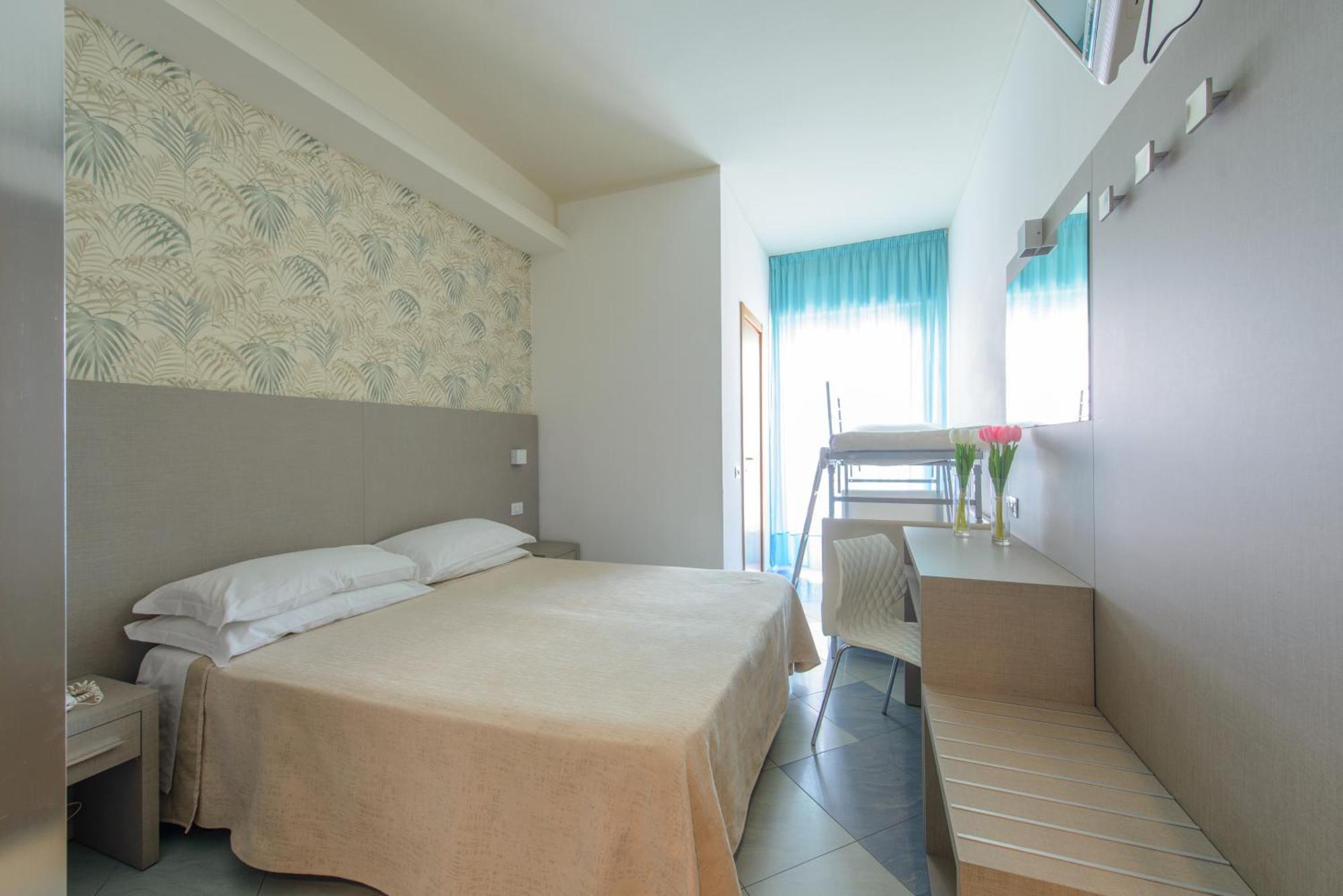רימיני Hotel Christian מראה חיצוני תמונה