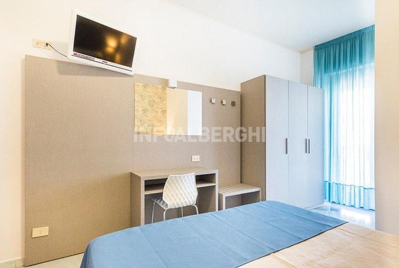 רימיני Hotel Christian מראה חיצוני תמונה