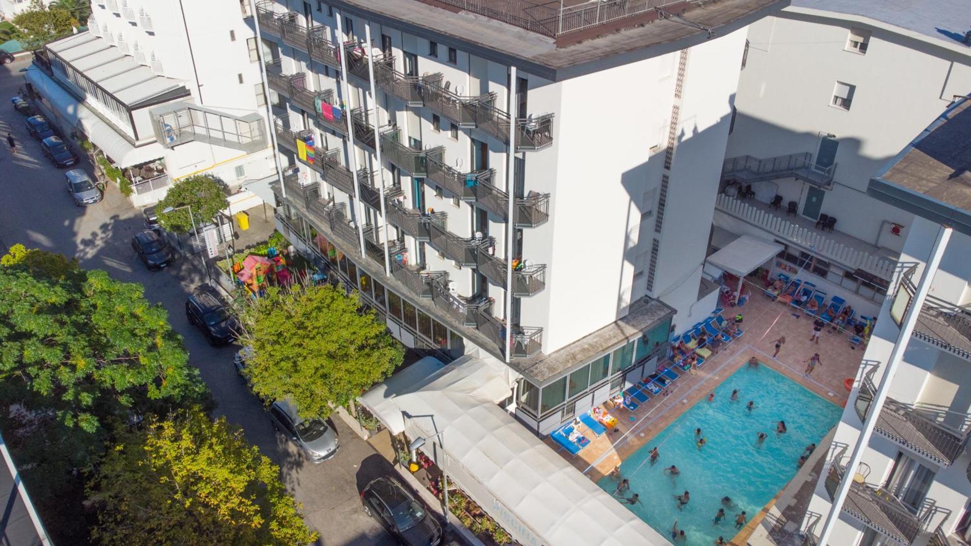 רימיני Hotel Christian מראה חיצוני תמונה